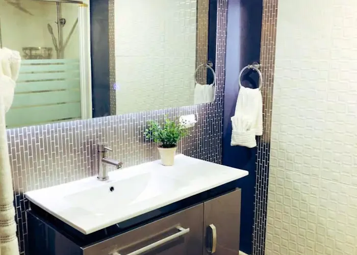 Aparthotel Bgc Urban Prime Spot, Walk To Everything